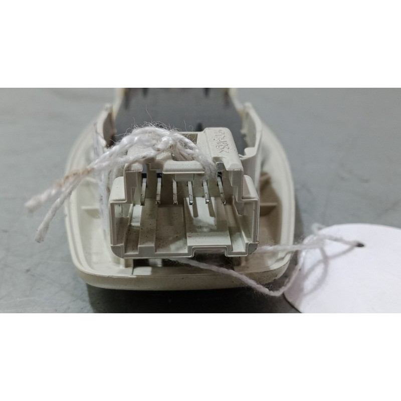 Recambio de luz interior delantera para ford focus iii 1.6 tdci referencia OEM IAM 1905051000  am5113k767ab