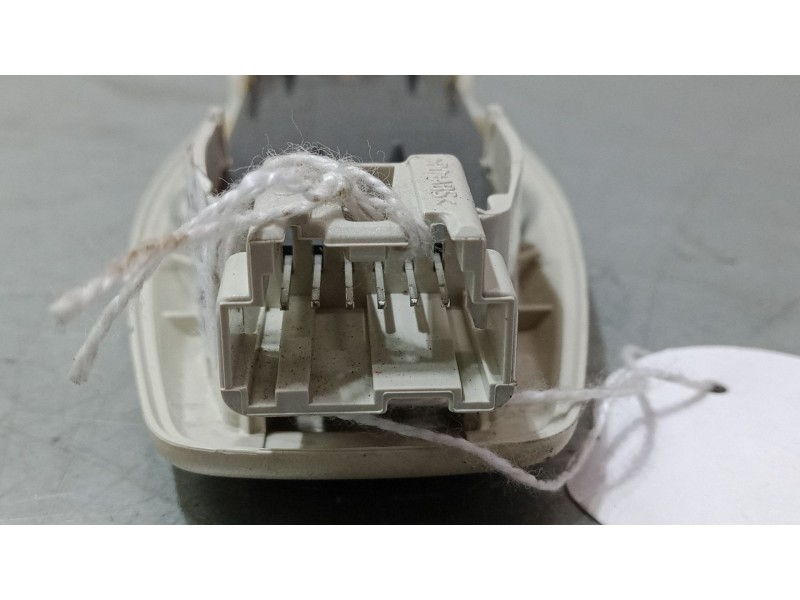 Recambio de luz interior delantera para ford focus iii 1.6 tdci referencia OEM IAM 1905051000  am5113k767ab