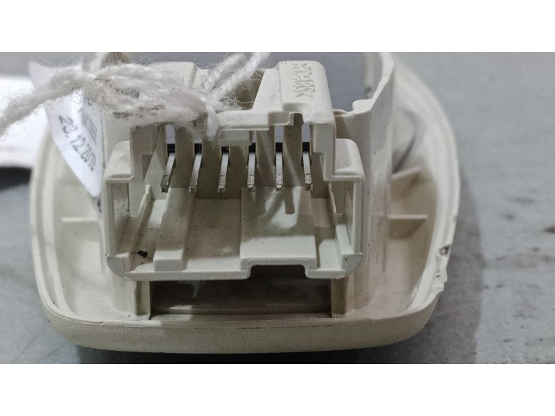 Recambio de luz interior trasera para ford focus iii 1.6 tdci referencia OEM IAM AM5113K767BB  