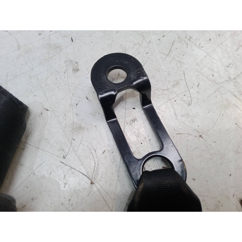 Recambio de cinturon con pretensor delantero derecho para peugeot 206 hatchback (2a/c) 1.4 i referencia OEM IAM   