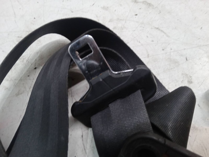 Recambio de cinturon con pretensor delantero derecho para peugeot 206 hatchback (2a/c) 1.4 i referencia OEM IAM   