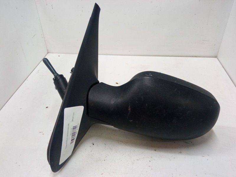 Recambio de retrovisor izquierdo para renault clio ii (bb_, cb_) 1.5 dci (b/c2j) referencia OEM IAM   
