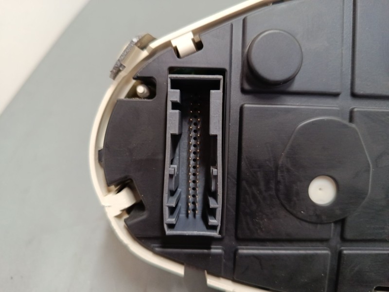 Recambio de cuadro instrumentos para ford fiesta vi (cb1, ccn) 1.6 tdci referencia OEM IAM 8A6T10849GH  