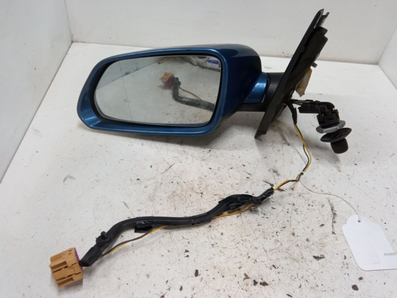 Recambio de retrovisor izquierdo para volkswagen polo iv (9n_, 9a_) 1.4 tdi referencia OEM IAM   