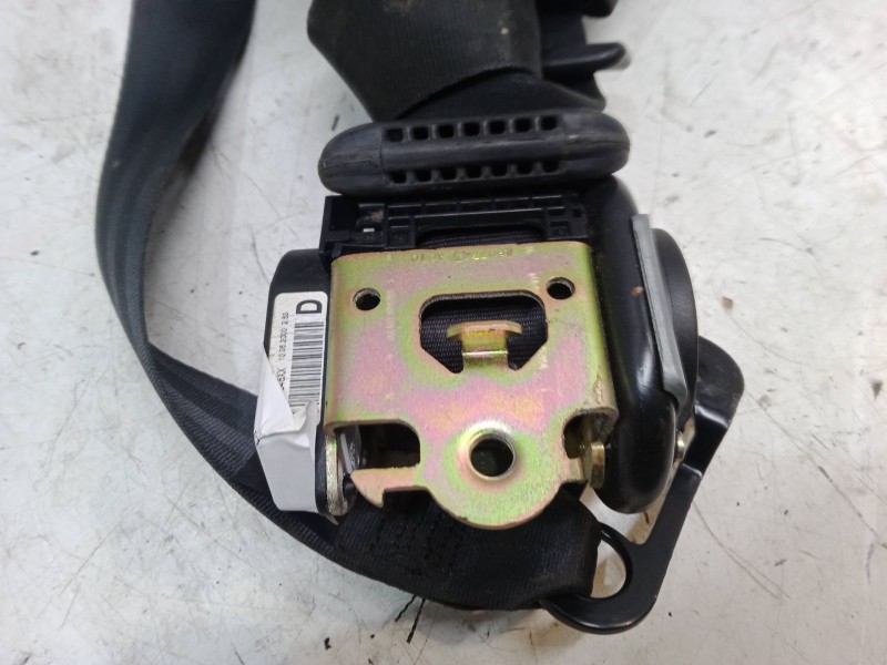 Recambio de cinturon con pretensor delantero derecho para peugeot 206 hatchback (2a/c) 1.4 i referencia OEM IAM   