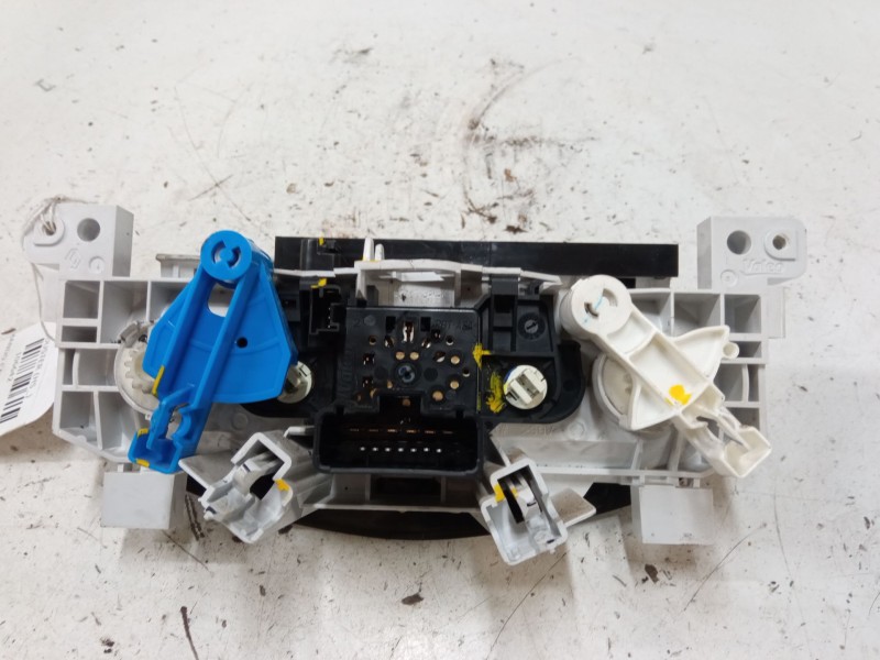 Recambio de mando calefaccion / a/a para dacia duster (hs_) 1.5 dci (hsaj) referencia OEM IAM   