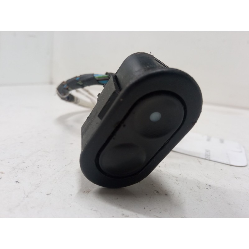 Recambio de mando elevalunas delantero derecho para opel astra f hatchback (t92) 1.6 si (f08, m08, f68, m68) referencia OEM IAM 