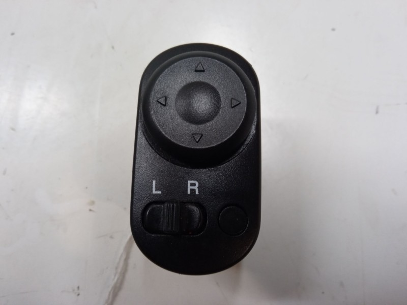 Recambio de mando retrovisor para chevrolet lacetti (j200) 1.4 16v referencia OEM IAM   