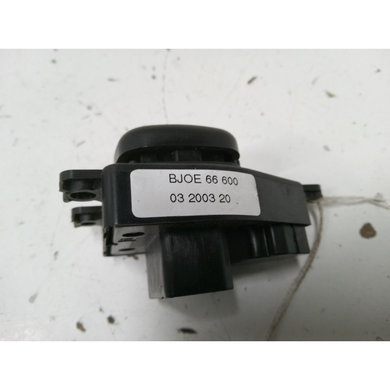 Recambio de mando retrovisor para mazda 3 sedán (bk) 1.6 di turbo (bk12y) referencia OEM IAM 03200320  