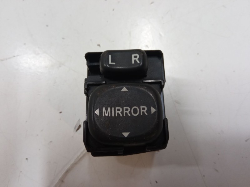 Recambio de mando retrovisor para toyota corolla (_e12_) 2.0 d-4d (cde120r_, cde120l_) referencia OEM IAM   