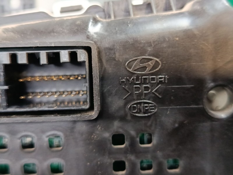 Recambio de cuadro instrumentos para hyundai i30 (fd) 1.6 crdi referencia OEM IAM 940032L520  