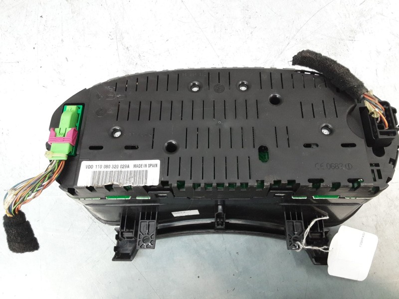 Recambio de cuadro instrumentos para volkswagen polo iv (9n_, 9a_) 1.4 16v referencia OEM IAM 110080320029A  