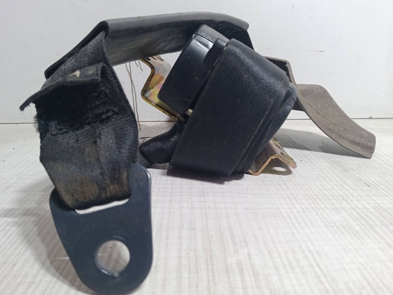 Recambio de cinturon seguridad delantero derecho para peugeot 305 i break (581d) 1.5 referencia OEM IAM   