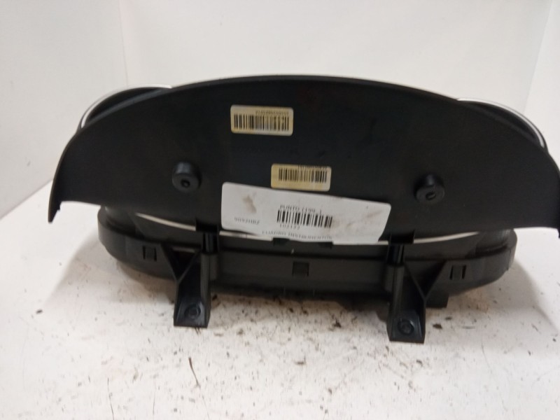 Recambio de cuadro instrumentos para fiat punto (199_) 1.3 d multijet referencia OEM IAM 555003062501A  