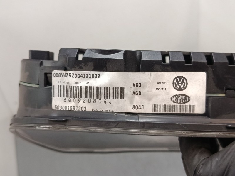 Recambio de cuadro instrumentos para volkswagen polo iv (9n_, 9a_) 1.4 tdi referencia OEM IAM 6Q0920804J  