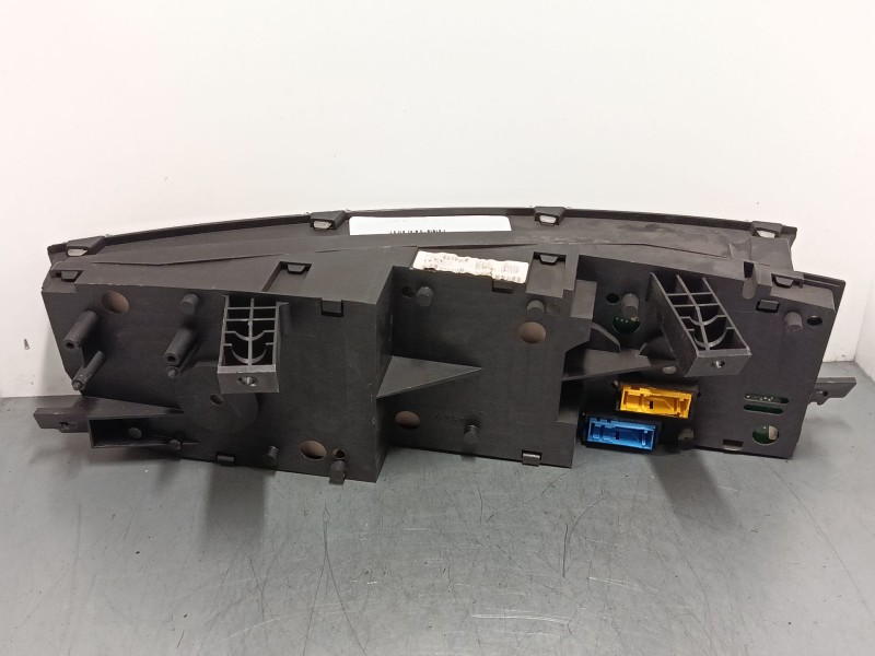 Recambio de cuadro instrumentos para nissan primera (p12) 1.8 referencia OEM IAM AU862  