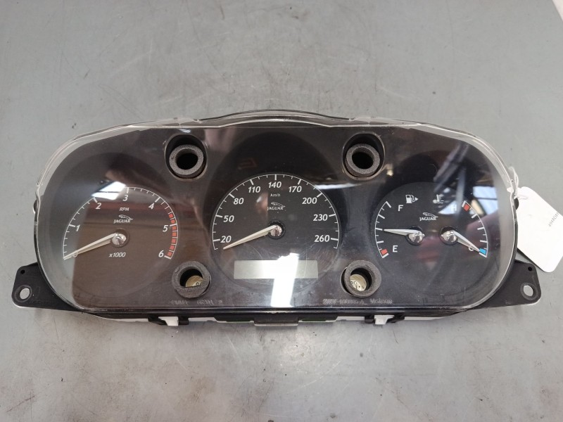 Recambio de cuadro instrumentos para jaguar xj (x350, x358) d 2.7 referencia OEM IAM 5W9310849KC  