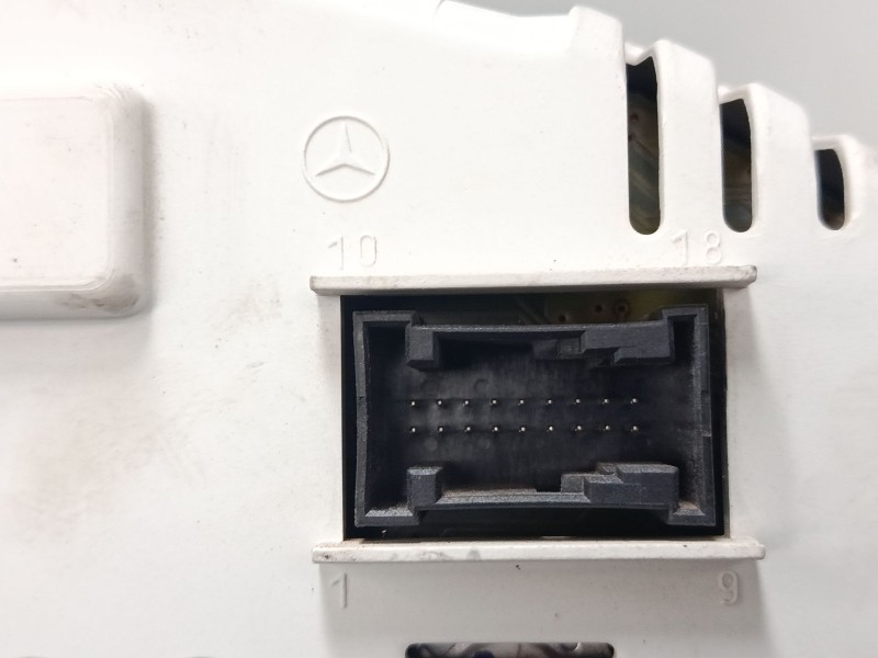 Recambio de cuadro instrumentos para mercedes-benz vito / mixto furgoneta (w639) 109 cdi (639.601, 639.603, 639.605) referencia 