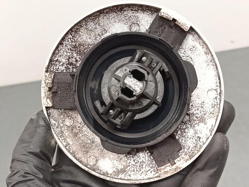 Recambio de tapa exterior combustible para peugeot 206+ (2l_, 2m_) 1.4 i (2lkfwa, 2mkfwa) referencia OEM IAM   