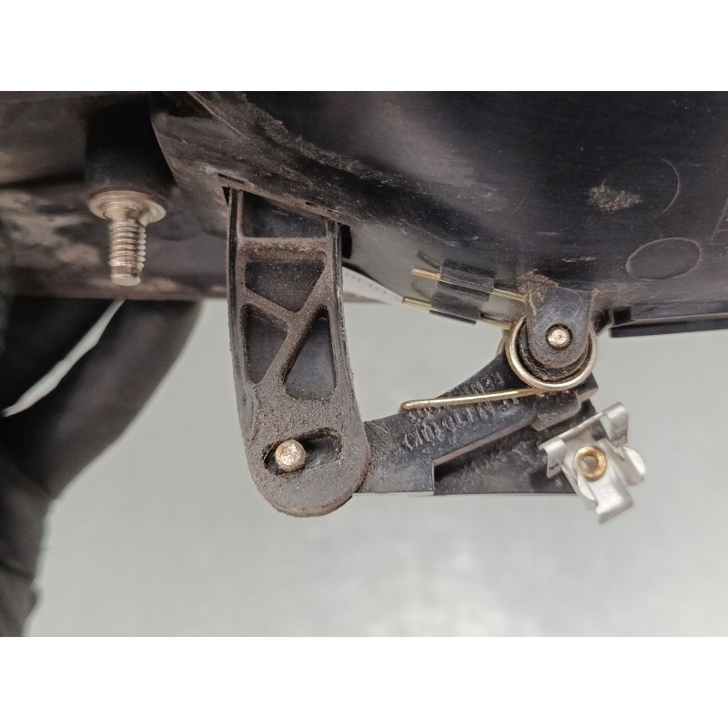 Recambio de maneta interior puerta delantera derecha para renault trafic ii autobús (jl) 2.0 dci 115 referencia OEM IAM 82001706