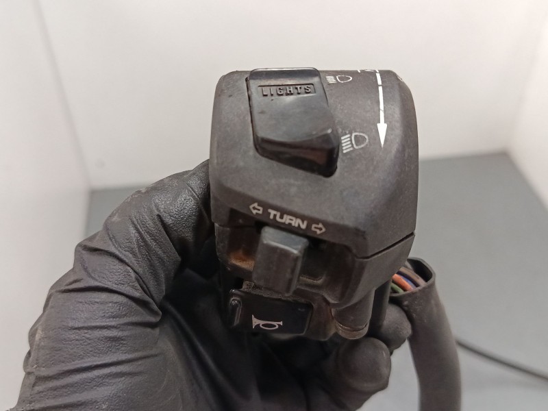 Recambio de mando luces para honda cbr ( - 600cc) cbr 600 f (pc31) referencia OEM IAM HM32QBT  