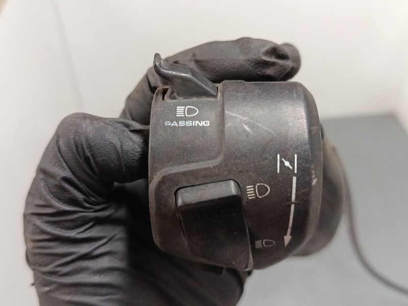 Recambio de mando luces para honda cbr ( - 600cc) cbr 600 f (pc31) referencia OEM IAM HM32QBT  