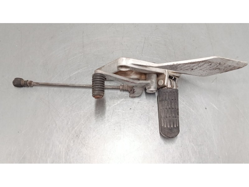 Recambio de estribera delantera izquierda para honda cbr ( - 600cc) cbr 600 f (pc31) referencia OEM IAM 50760MV9930  