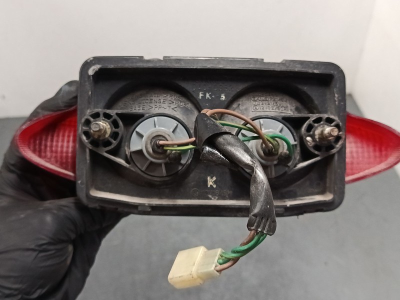 Recambio de piloto trasero central para honda cbr ( - 600cc) cbr 600 f (pc31) referencia OEM IAM 33710MALE01  