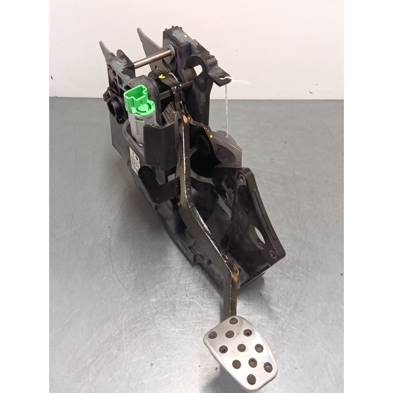 Recambio de pedal freno para smart fortwo coupé (453) 0.9 (453.344, 453.353) referencia OEM IAM A4532900800  