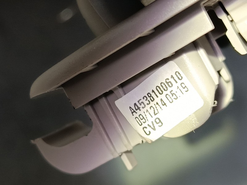 Recambio de parasol derecho para smart fortwo coupé (453) 0.9 (453.344, 453.353) referencia OEM IAM A4538100610  