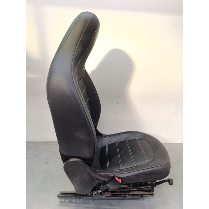 Recambio de asiento delantero izquierdo para smart fortwo coupé (453) 0.9 (453.344, 453.353) referencia OEM IAM 2915296  