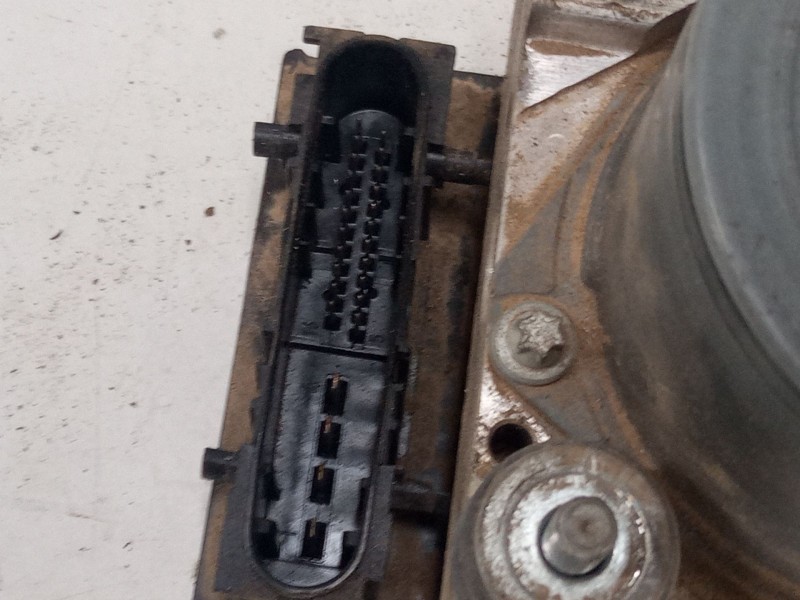 Recambio de abs para opel combo tour 1.3 cdti 16v referencia OEM IAM 5 418 L4 150311 085  