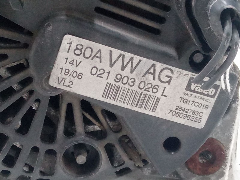 Recambio de alternador para volkswagen passat b6 (3c2) 2.0 tdi 16v referencia OEM IAM 021903026L  