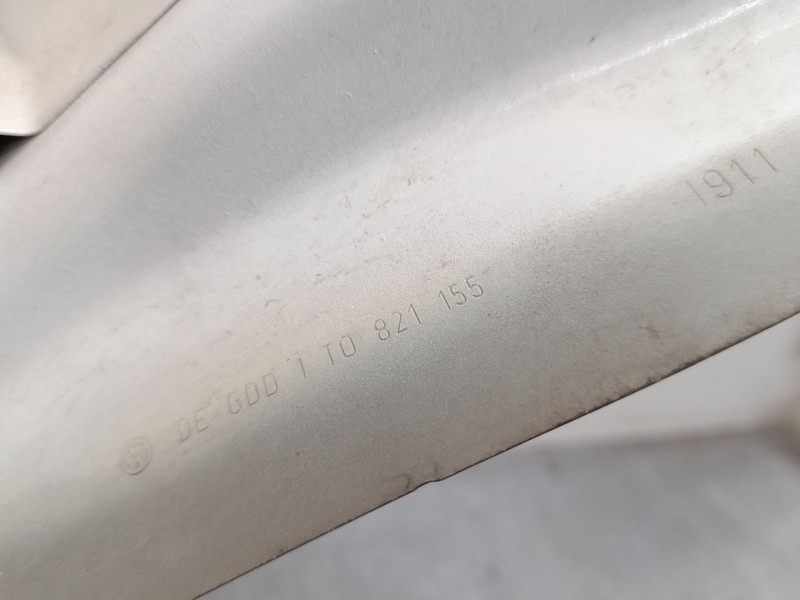 Recambio de aleta delantera izquierda para volkswagen touran (1t3) 1.6 tdi referencia OEM IAM 1T0821155  