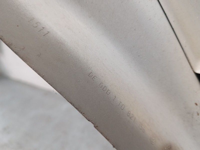 Recambio de aleta delantera derecha para volkswagen touran (1t3) 1.6 tdi referencia OEM IAM 1T0821156  