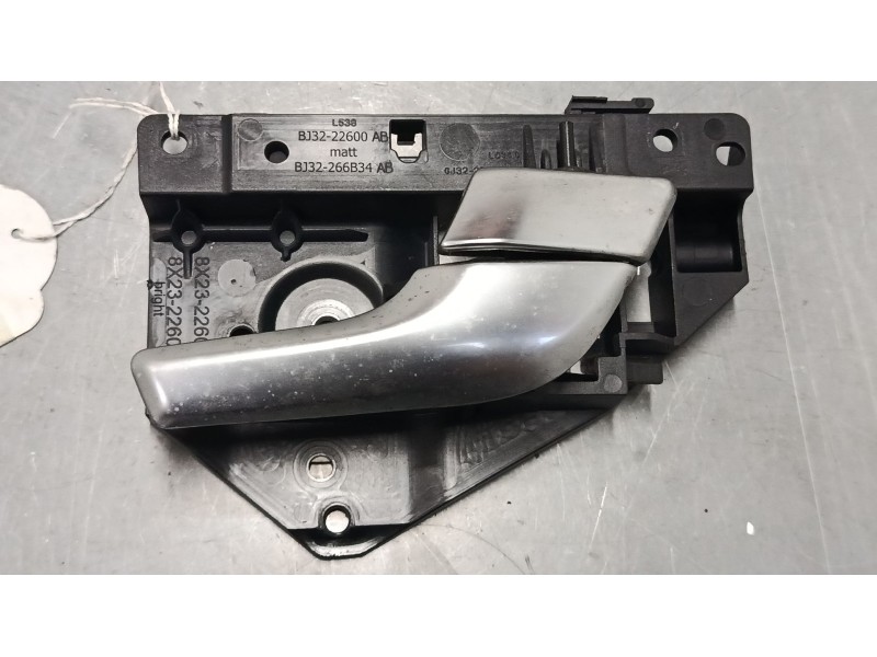 Recambio de maneta interior puerta trasera derecha para land rover range rover evoque (l538) 2.0 d referencia OEM IAM BJ3222600A