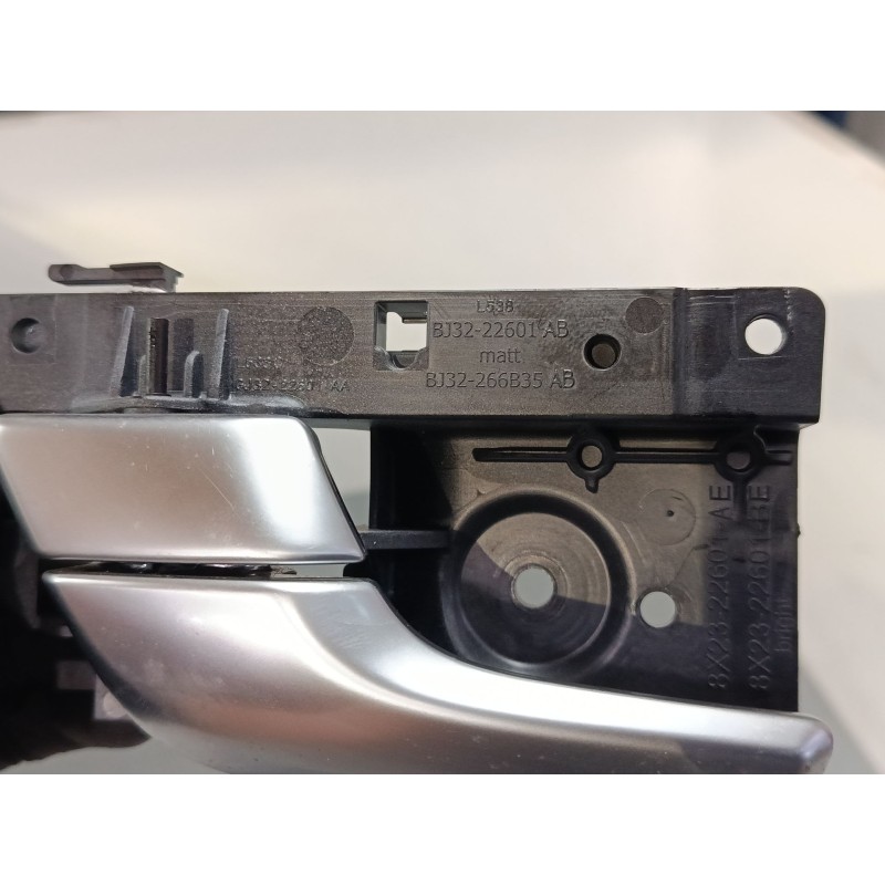 Recambio de maneta interior puerta trasera izquierda para land rover range rover evoque (l538) 2.0 d referencia OEM IAM BJ322260