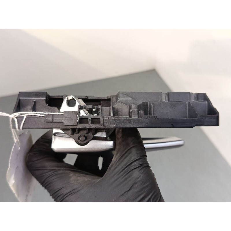 Recambio de maneta interior puerta trasera izquierda para land rover range rover evoque (l538) 2.0 d referencia OEM IAM BJ322260