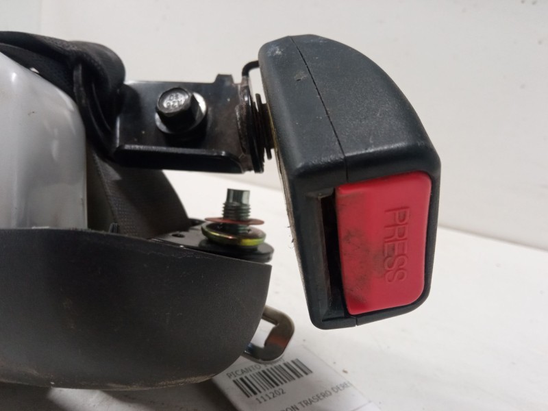 Recambio de anclaje cinturon trasero derecho para kia picanto i (sa) 1.1 referencia OEM IAM   