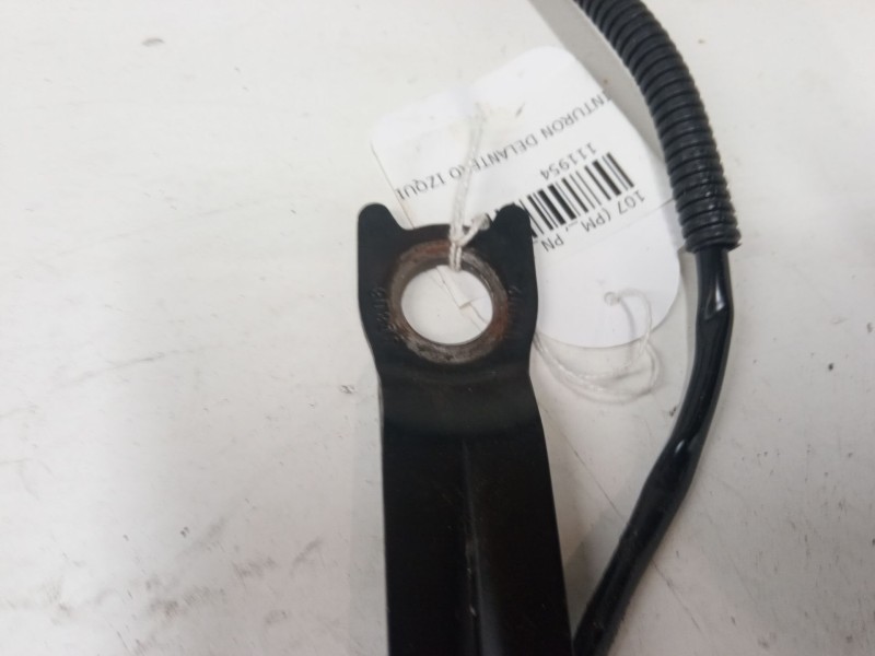 Recambio de anclaje cinturon delantero izquierdo para peugeot 107 (pm_, pn_) 1.0 referencia OEM IAM   