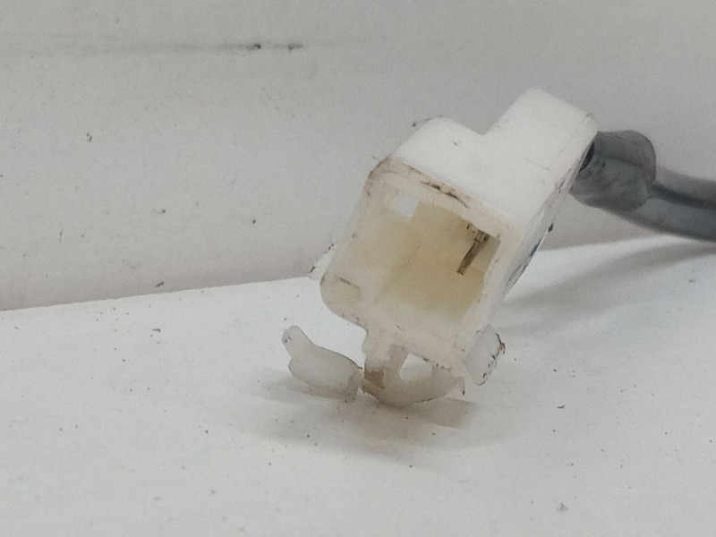 Recambio de anclaje cinturon delantero izquierdo para peugeot 107 (pm_, pn_) 1.0 referencia OEM IAM   