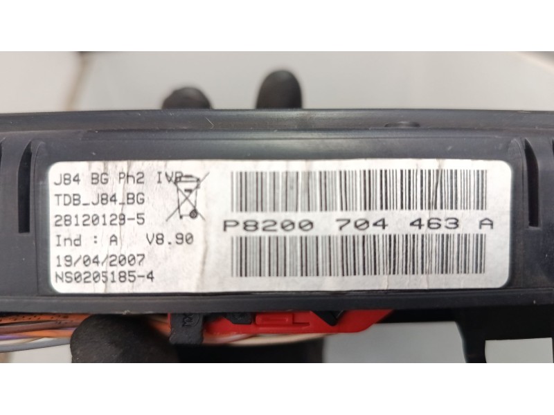 Recambio de cuadro instrumentos para renault scénic ii (jm0/1_) 1.6 16v (jm1r) referencia OEM IAM P8200704463A  