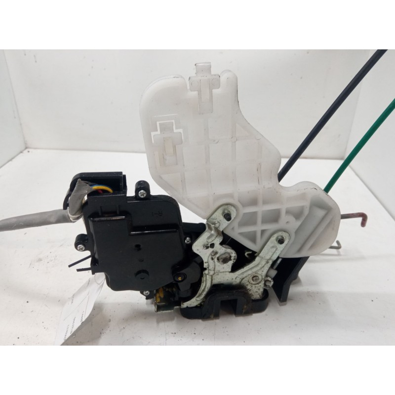 Recambio de cerradura puerta delantera derecha para kia carnival / grand carnival iii (vq) 2.9 crdi referencia OEM IAM   