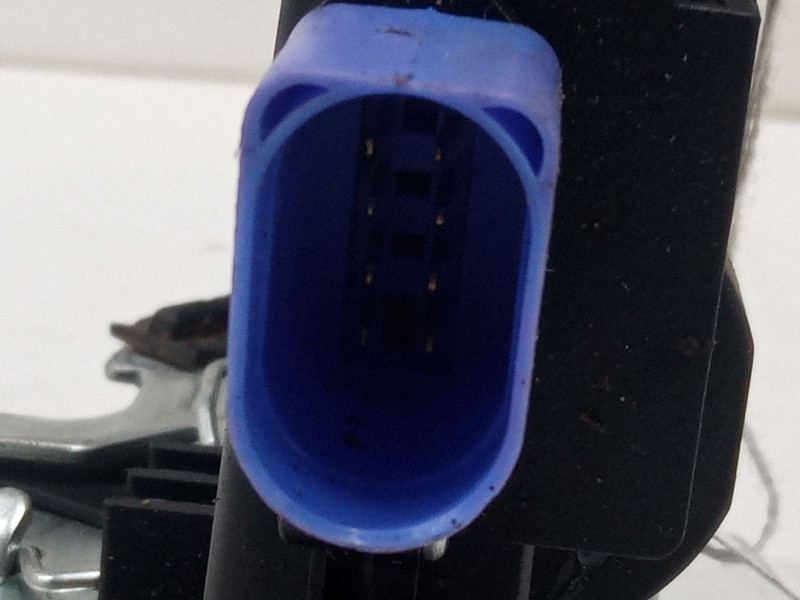 Recambio de cerradura puerta delantera derecha para volkswagen polo iv (9n_, 9a_) 1.4 16v referencia OEM IAM   