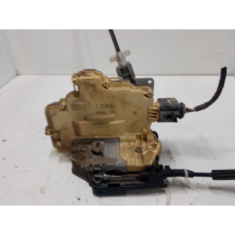Recambio de cerradura puerta trasera derecha para volkswagen passat b6 (3c2) 2.0 tdi 16v referencia OEM IAM 3C4839016A  