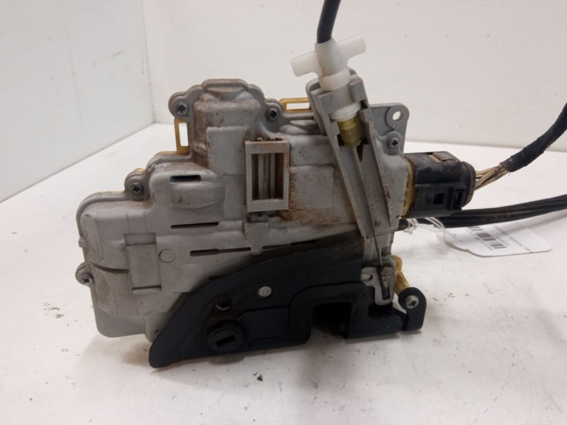 Recambio de cerradura puerta trasera izquierda para volkswagen passat b6 (3c2) 2.0 tdi 16v referencia OEM IAM 3C4839015A  