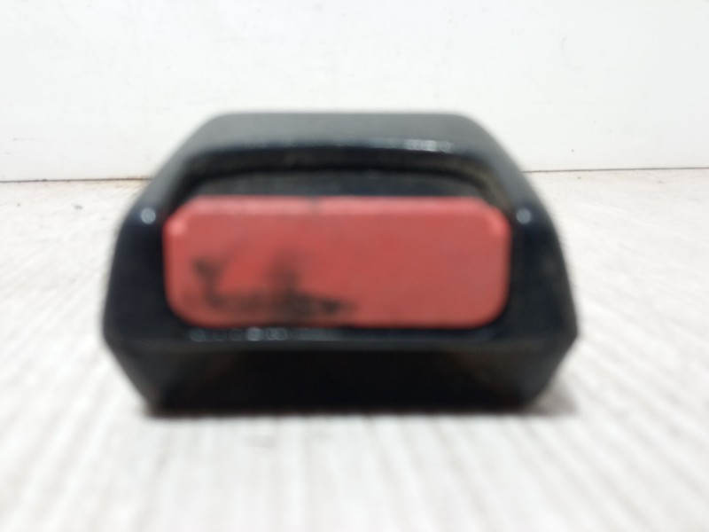 Recambio de anclaje cinturon delantero derecho para peugeot 205 i (741a/c) 1.0 referencia OEM IAM   