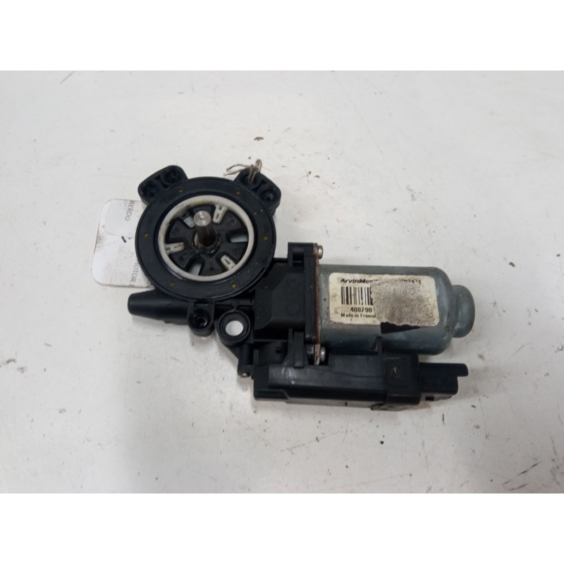 Recambio de motor elevaluna delantero izquierdo para renault megane ii (bm0/1_, cm0/1_) 1.6 16v referencia OEM IAM   