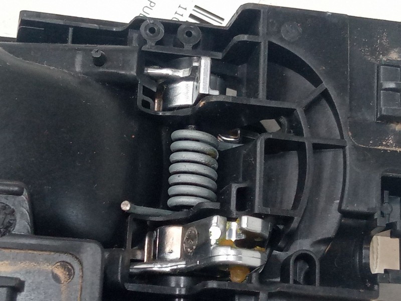 Recambio de maneta interior puerta trasera izquierda para citroën c3 iii (sx) 1.6 bluehdi 75 referencia OEM IAM   