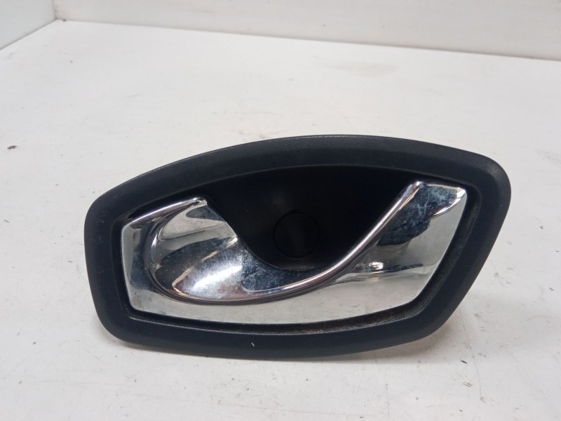 Recambio de maneta interior puerta trasera izquierda para renault grand scénic iii (jz0/1_) 1.5 dci referencia OEM IAM   